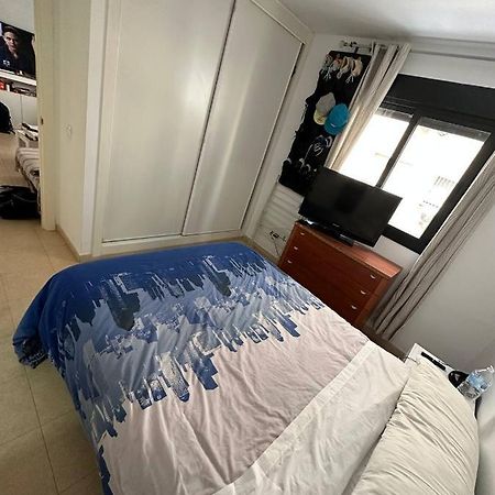 Apartment A / A 4Pax Near The Beach Малага Екстер'єр фото