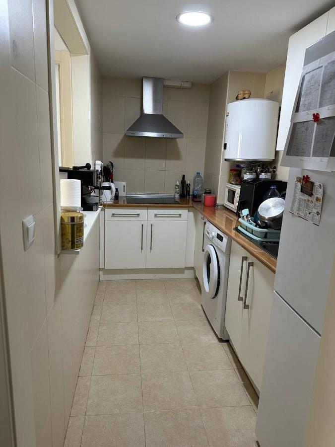 Apartment A / A 4Pax Near The Beach Малага Екстер'єр фото