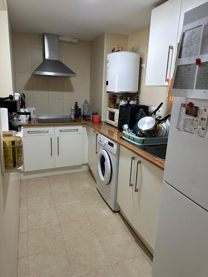Apartment A / A 4Pax Near The Beach Малага Екстер'єр фото